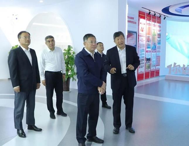 周立伟调研鲁商集团强调：聚焦“理念、机制、模式、业态、技术”五个创新，擦亮国有商业企业“金字招牌”